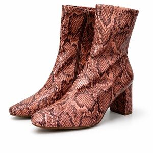 New! $80 Steve Madden Harli Snakeskin Patterned Ankle Boots sz 9